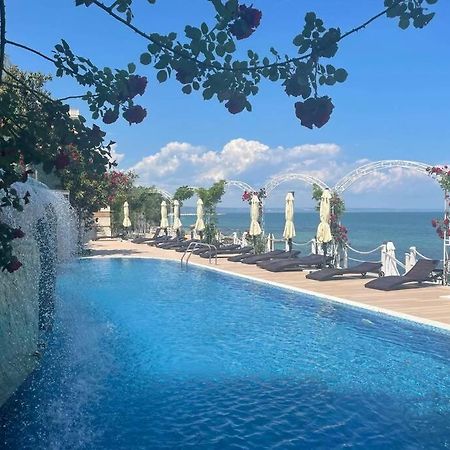 Superbe Appartement Versace 5 Etoiles Златни пясъци Екстериор снимка