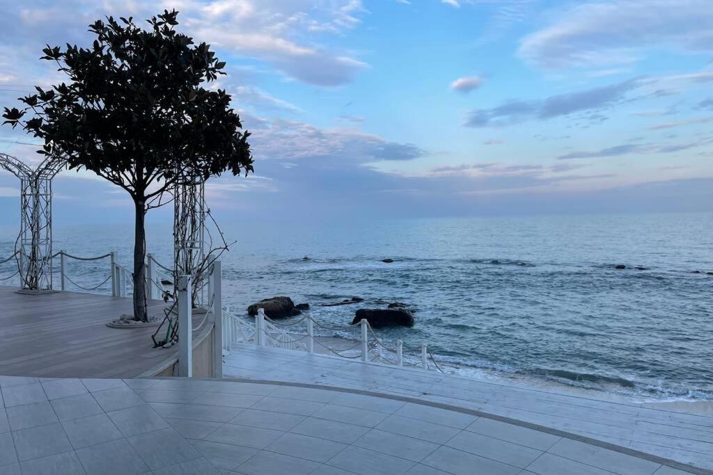 Superbe Appartement Versace 5 Etoiles Златни пясъци Екстериор снимка