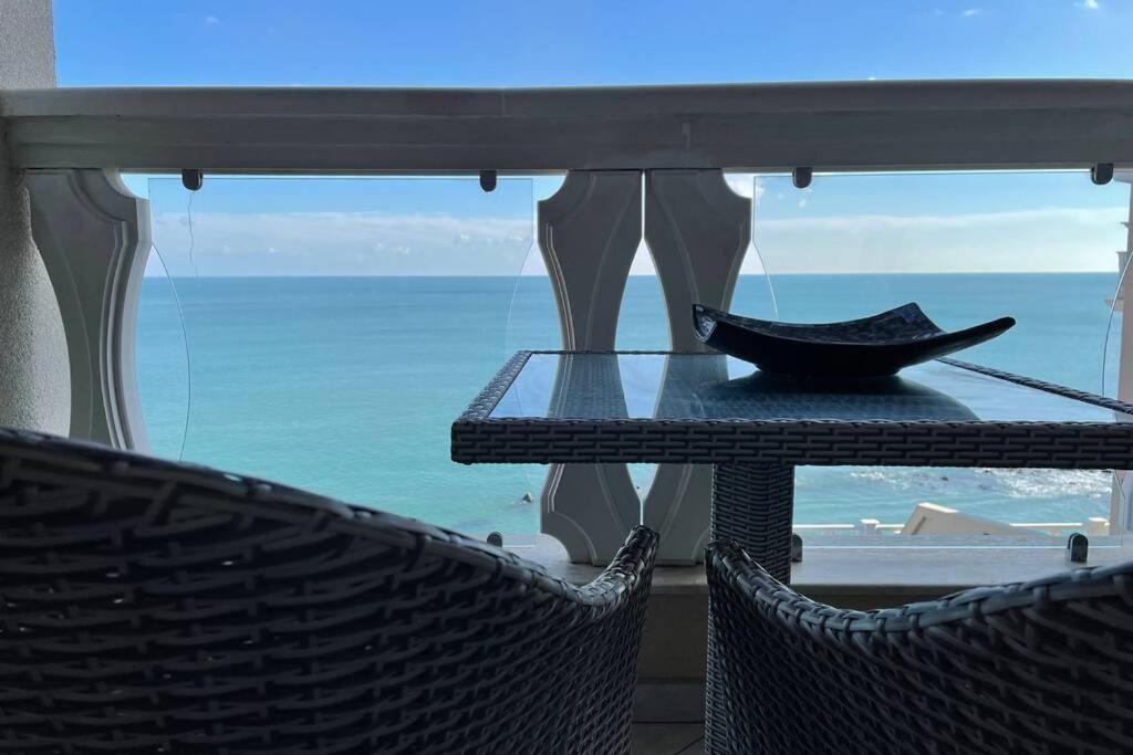 Superbe Appartement Versace 5 Etoiles Златни пясъци Екстериор снимка